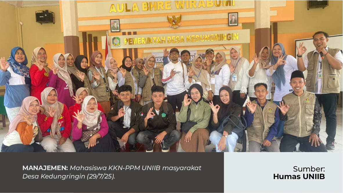 KKN IBRAHIMY DESA KEDUNGRINGIN MUNCAR MENGGELAR AGENDA SOSIALISASI DAN PELATIHAN MANAJEMEN SAMPAH SKALA RUMAH TANGGA