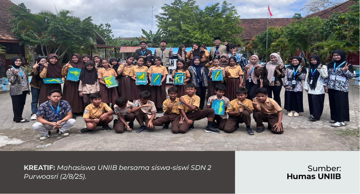 MAHASISWA KKN-PPM 11 PURWOASRI MELAKUKAN PEMBUATAN PETA DARI BUBUR KERTAS DI SDN 2 PURWOASRI