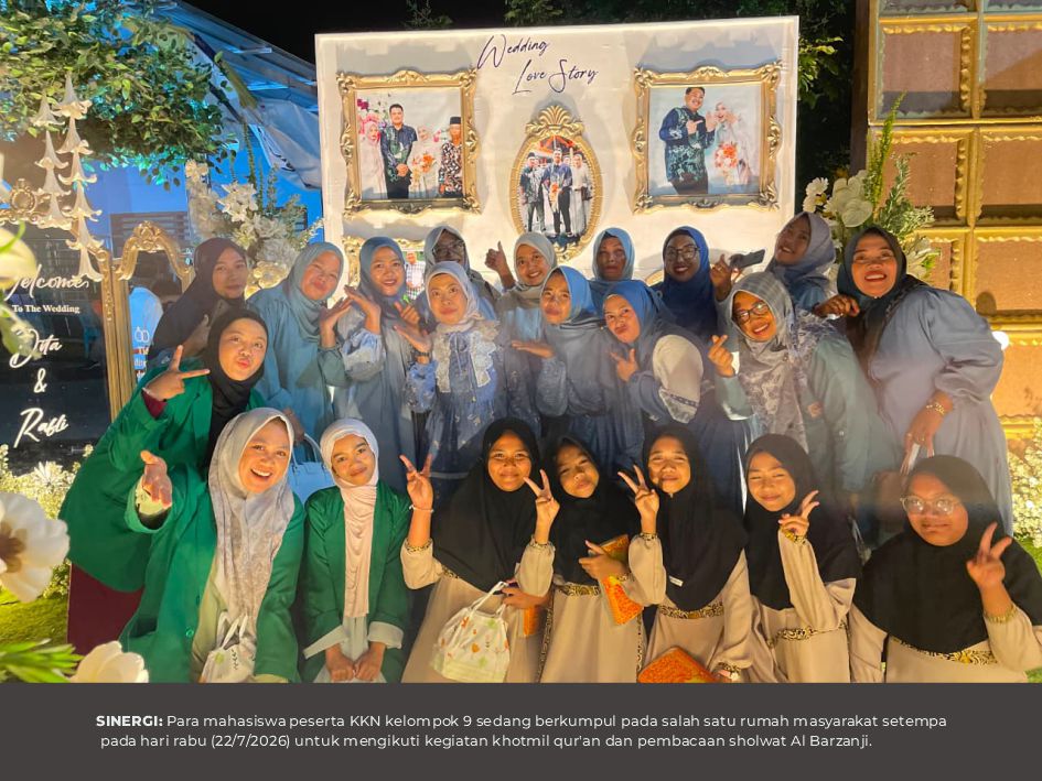 Pererat Ukhuwah, Mahasiswa KKN 9 UNIIB Ikuti Khotmil Qur’an dan Barzanji di Sukodadi Genting