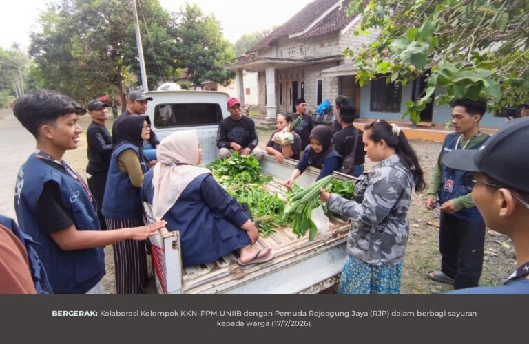 Langkah Nyata Berbagi: KKN-PPM UNIIB Desa Rejoagung Bersama Pemuda Rejoagung Jaya (PRJ) Bagikan Sayur Segar untuk Warga Rejoagung