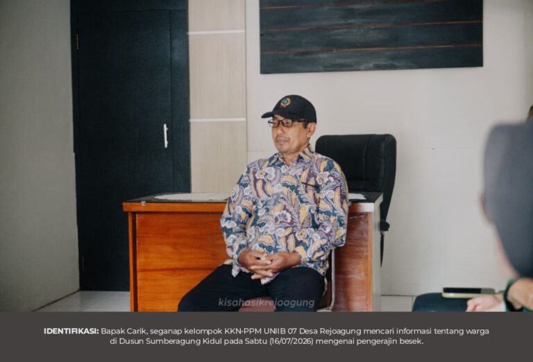 Kunjungi Balai Desa Rejoagung, Mahasiswa KKN-PPM UNIIB 07 Desa Rejoagung Identifikasi Potensi Pengrajin Besek