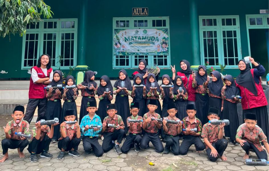 Mahasiswa KKN-PPM Gelar Sosialisasi “Petani Cilik Masa Depan” di Desa Parijatah Wetan