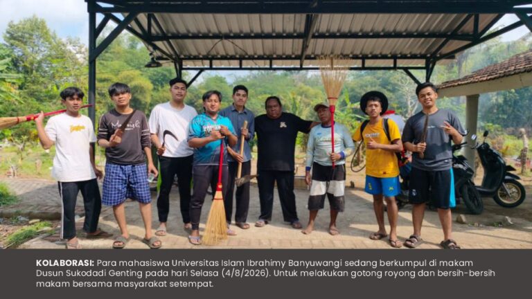 Wujud Kepedulian Lingkungan, Mahasiswa UNIIB dan Warga Sukodadi Gelar Gotong Royong Bersihkan Makam
