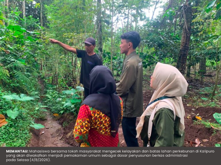 Tim Lakukan Peninjauan Langsung Lokasi Tanah Wakaf Pemakaman Umum
